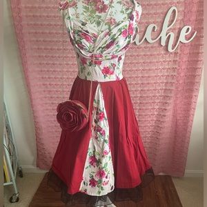 Lindy Bop Retro ‘50s Red & White Rose Print Dress👗 🌹